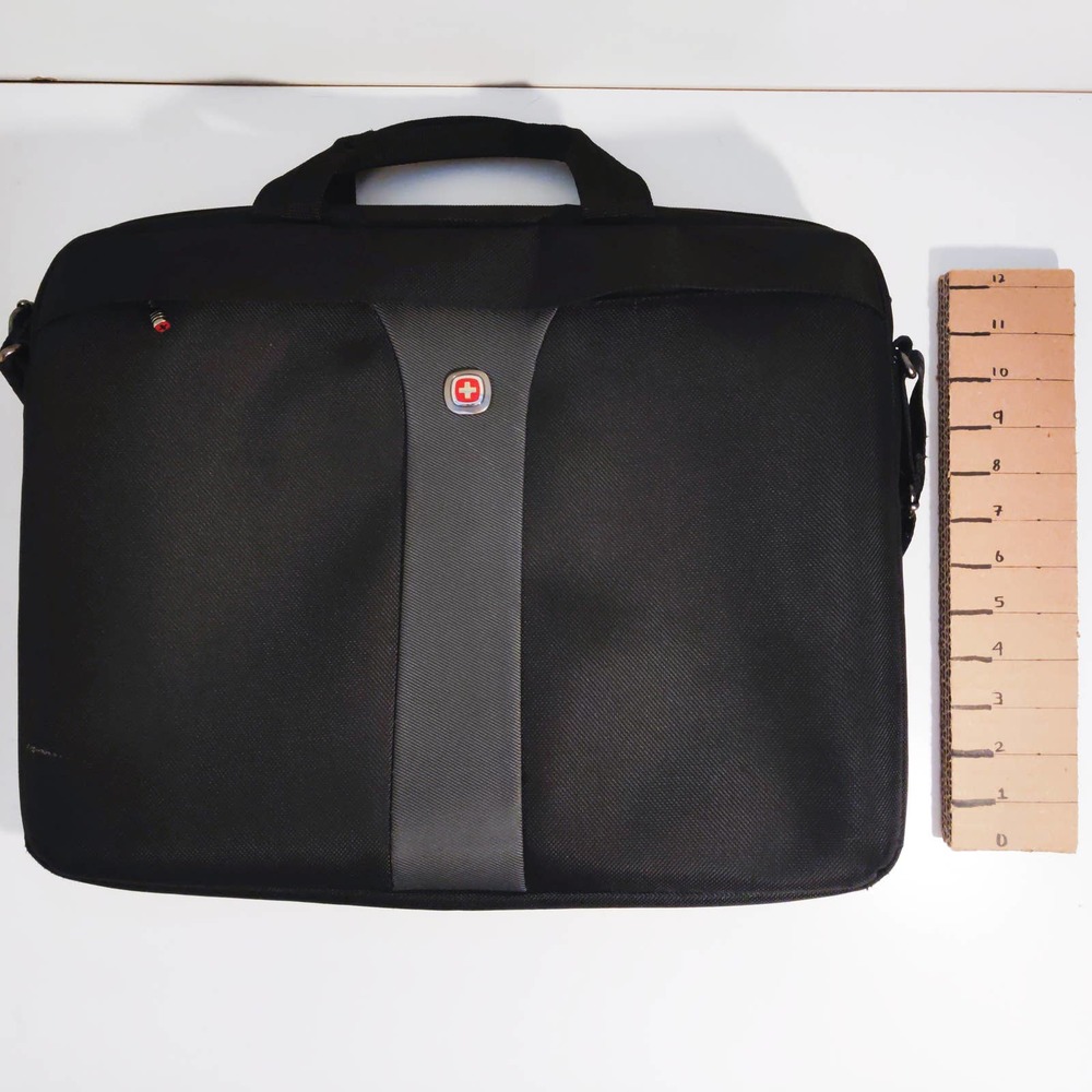 Wenger Legacy 16 inch Double Gusset Computer Case - Black/Gray